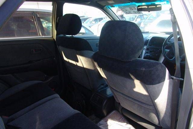 1999 Toyota Harrier