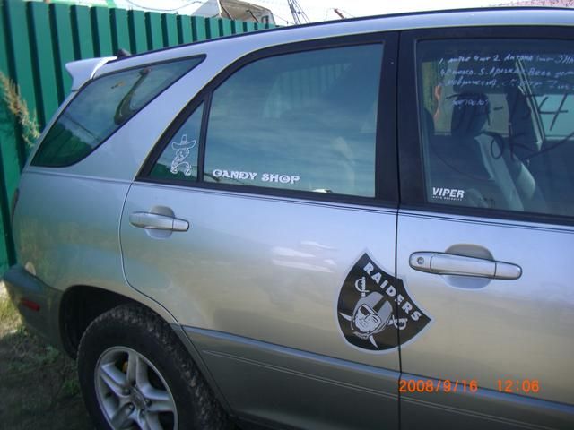 1999 Toyota Harrier