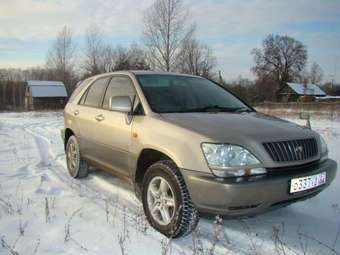 1999 Toyota Harrier