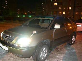 1999 Toyota Harrier