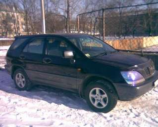 1999 Toyota Harrier