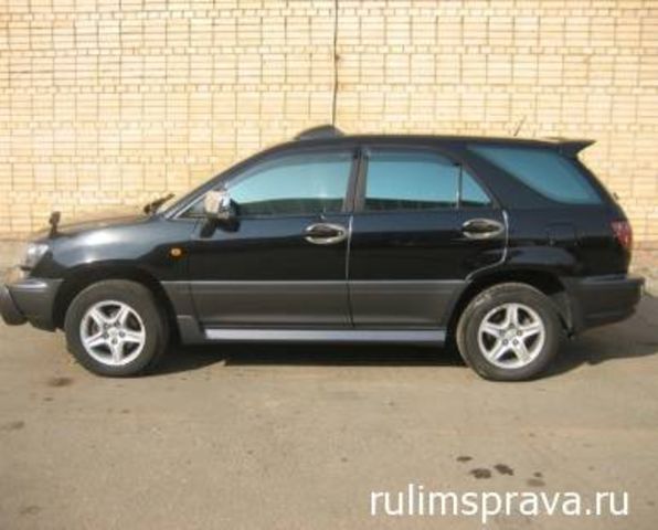 1999 Toyota Harrier