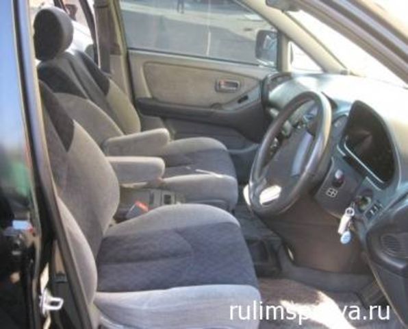 1999 Toyota Harrier