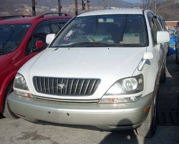 1999 Toyota Harrier