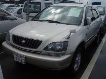 1999 Toyota Harrier