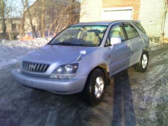 1999 Toyota Harrier