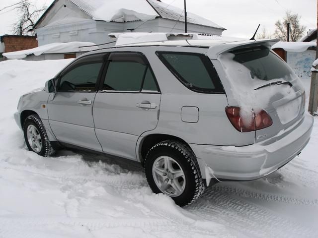 1999 Toyota Harrier