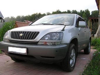 1999 Toyota Harrier