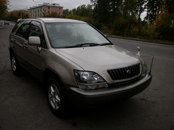 1999 Toyota Harrier