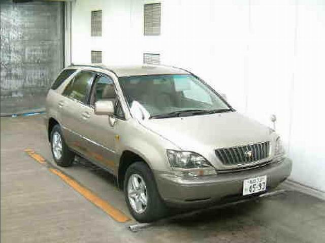 1999 Toyota Harrier Pictures