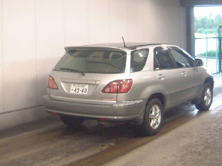1999 Toyota Harrier Photos