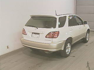 1999 Toyota Harrier Pictures