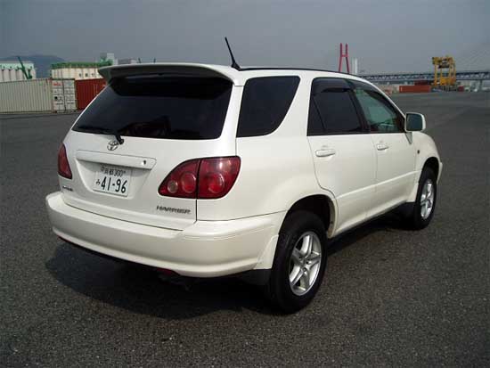 1999 Toyota Harrier Photos