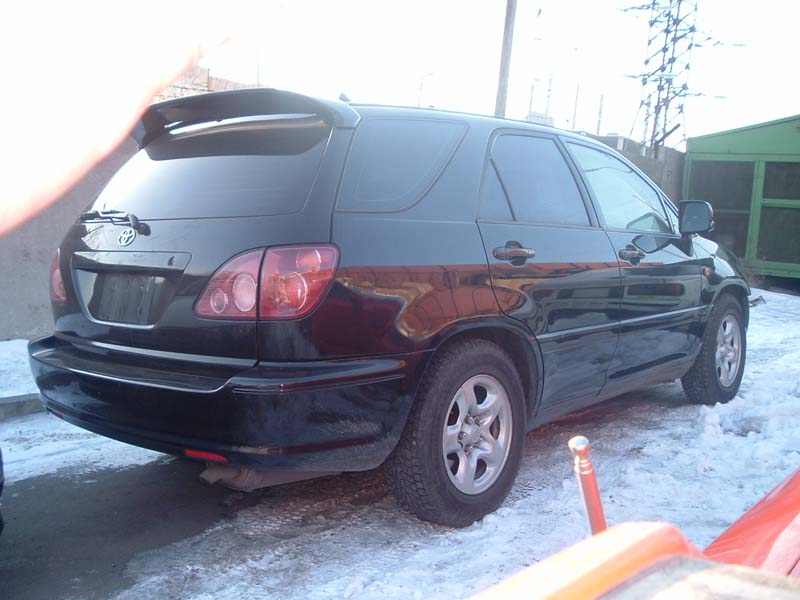 1999 Toyota Harrier Photos