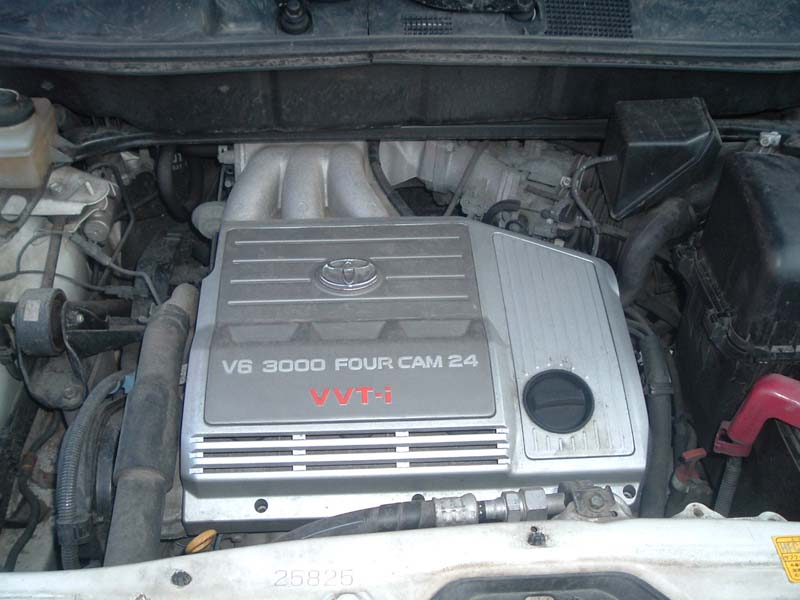 1999 Toyota Harrier Pictures