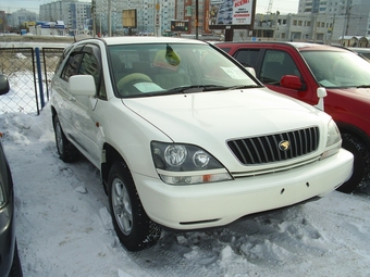 1999 Toyota Harrier