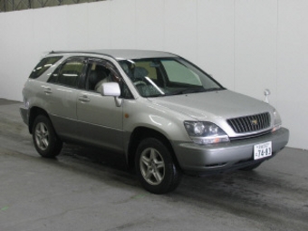 1999 Toyota Harrier