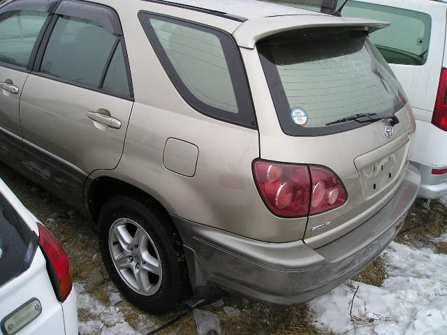 1999 Toyota Harrier Pictures