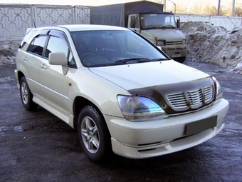 1999 Toyota Harrier