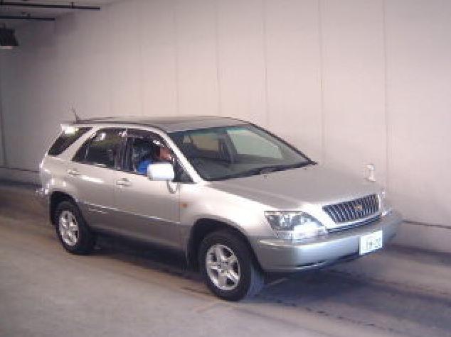 1999 Toyota Harrier Photos