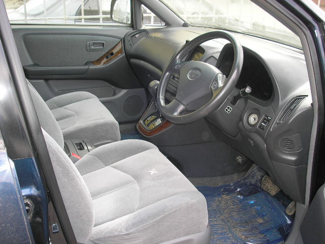 1999 Toyota Harrier Pictures