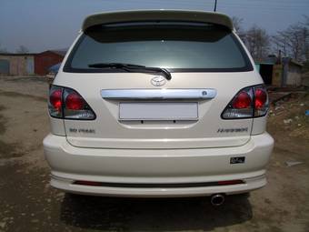 1999 Toyota Harrier Photos