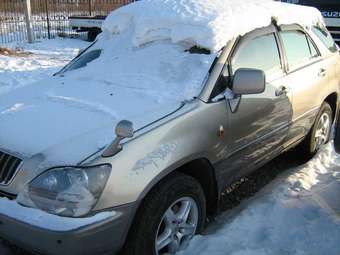1999 Toyota Harrier Pictures
