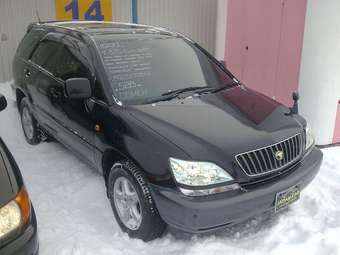 1999 Toyota Harrier