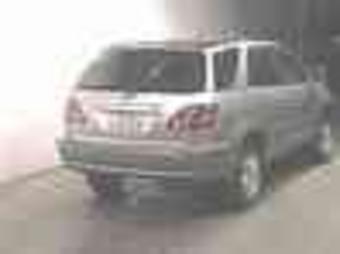2000 Toyota Harrier