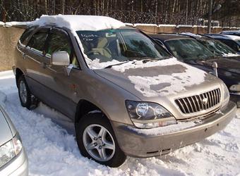 2000 Toyota Harrier