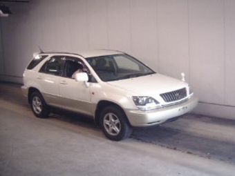 2000 Toyota Harrier
