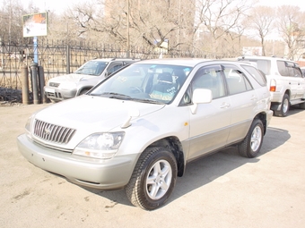 2000 Toyota Harrier