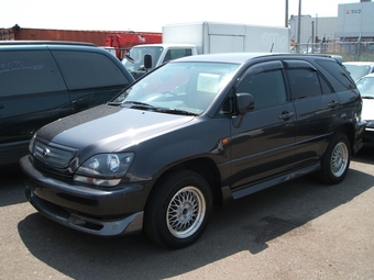 2000 Toyota Harrier