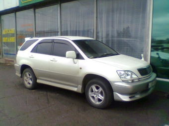 2000 Toyota Harrier