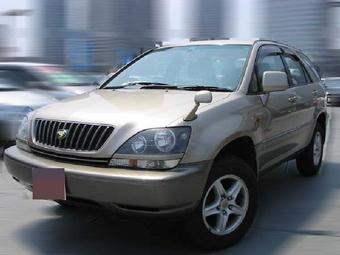 2000 Toyota Harrier