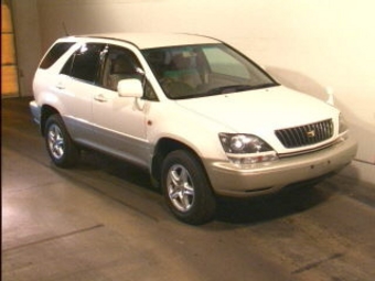 2000 Toyota Harrier