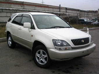 2000 Toyota Harrier