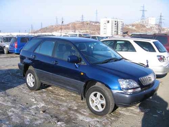 2000 Toyota Harrier