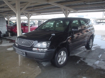 2000 Toyota Harrier