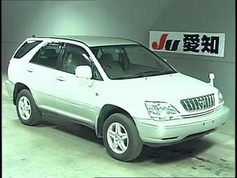 2000 Toyota Harrier