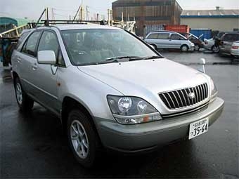 2000 Toyota Harrier