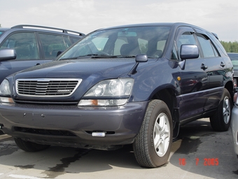 2000 Toyota Harrier