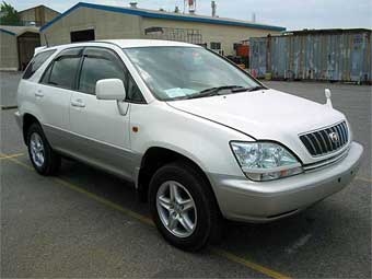 2000 Toyota Harrier