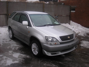 2000 Toyota Harrier