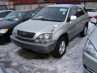 2000 Toyota Harrier