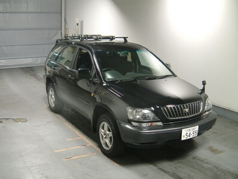 2000 Toyota Harrier