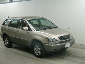 2000 Toyota Harrier