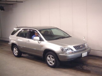 2000 Toyota Harrier