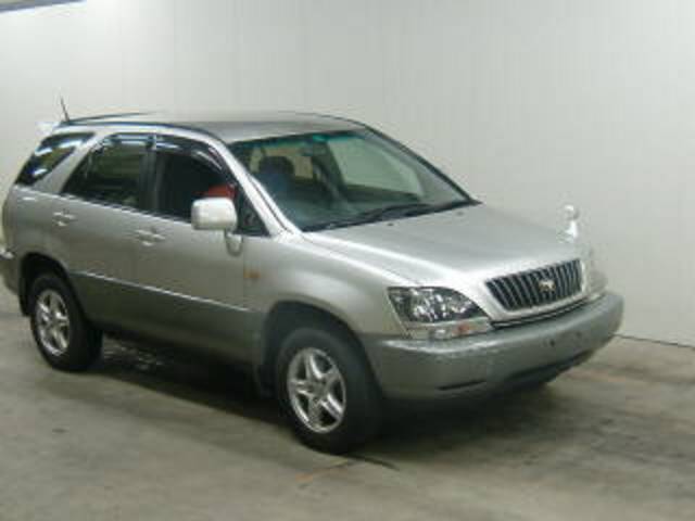 2000 Toyota Harrier