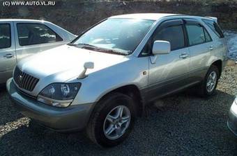2000 Toyota Harrier